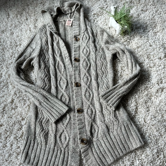 Cream vintage Faded Glory knitted thick lightweight warm sweater weather… - Picture 2 of 4